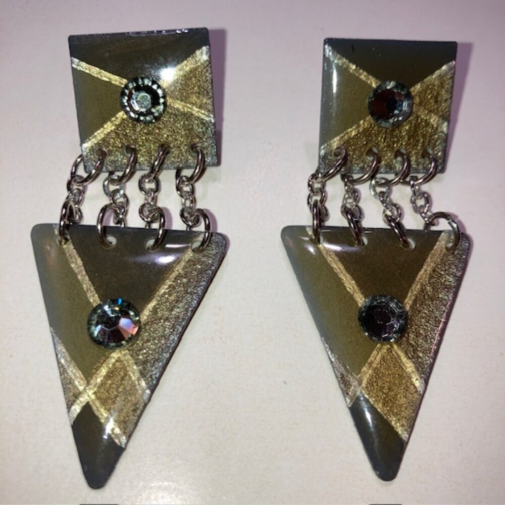 VINTAGE MAM DESIGNS COLLECTORS SIGNED GOLD/MULTICOLOR EARRINGS PIERCED